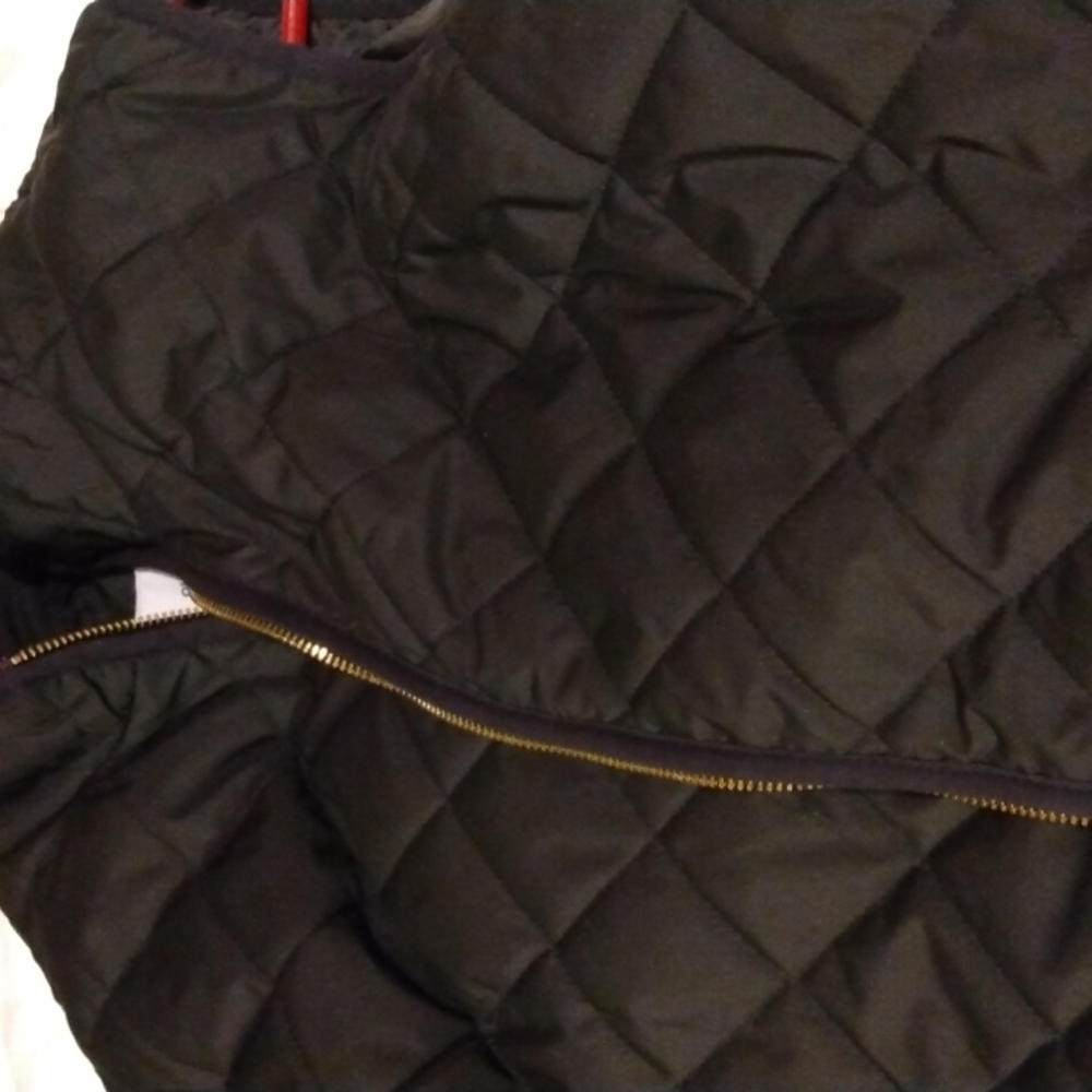 Vest - Picture 4 of 4